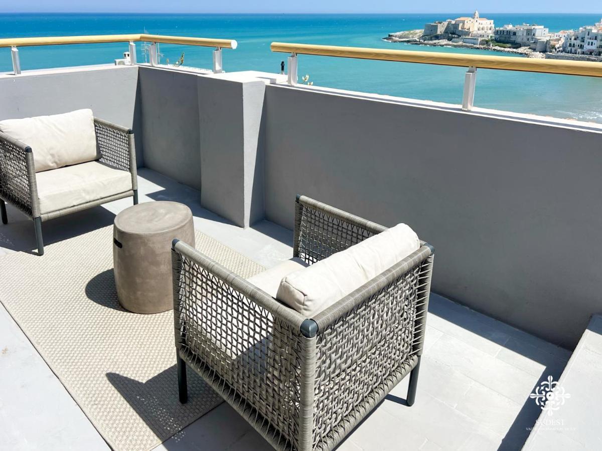 Апартаменты Infinito - Attico Sul Mare Вьесте Экстерьер фото